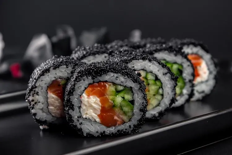 Black с крабом и лососем 